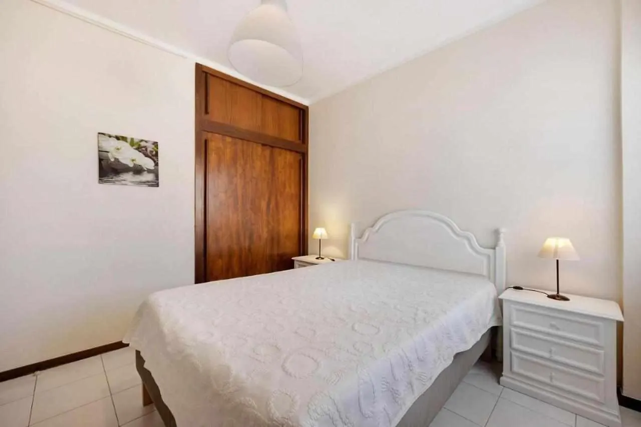 Apartamentos Torre Da Rocha Frente Ao Mar Portimão Portugal